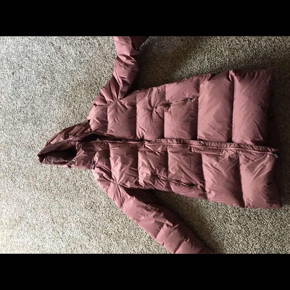 Long down puffer under armour coat XL